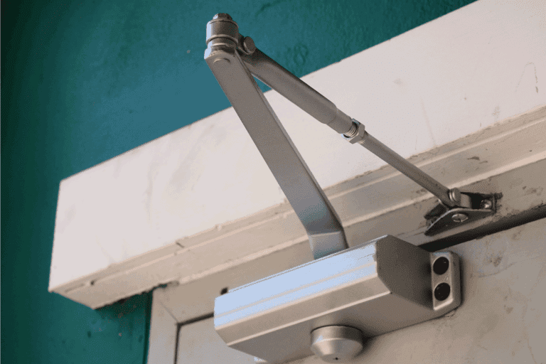 automatic door closer installed to a screen door. How To Install A Door Closer On A Screen Door
